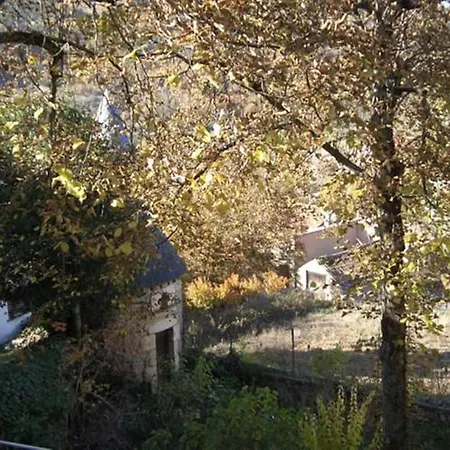 Les Fleurs De Marie La Cresse